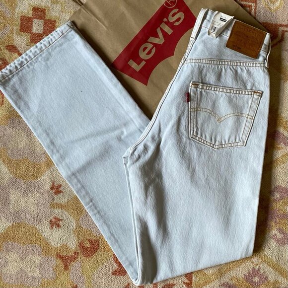 LEVI'S : 501 '90s Relaxed Straight Leg Women's Jeans (Size: 23x32) NWT - Picture 8 of 12